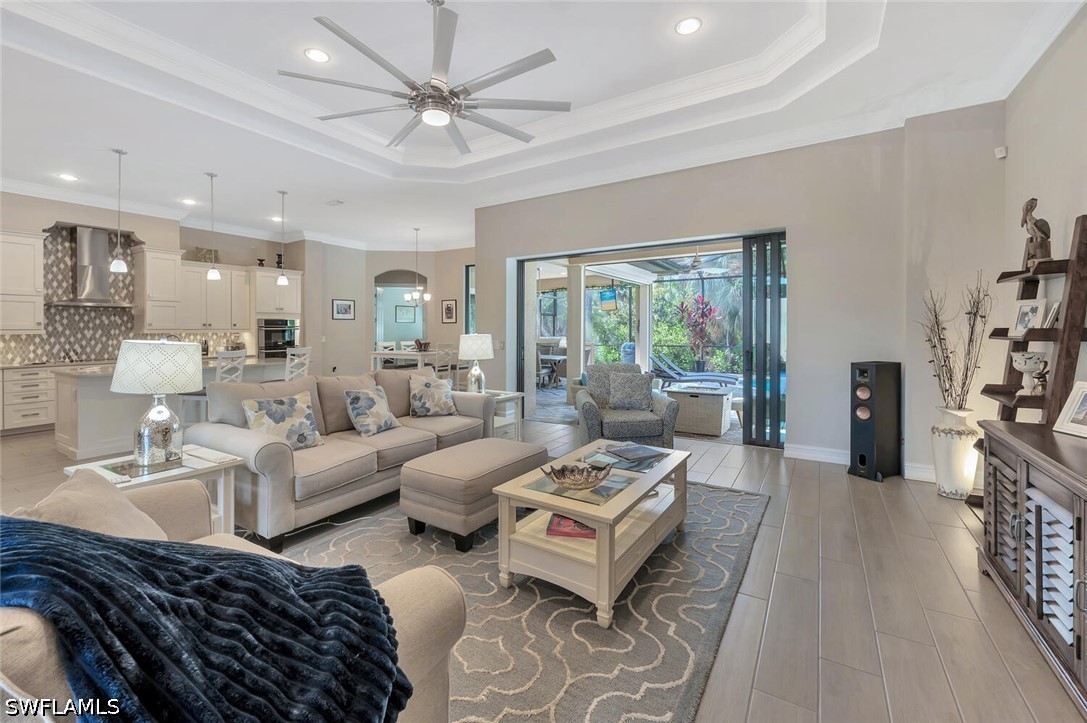 4 Bed Pool Home for Sale in Naples, photo 8