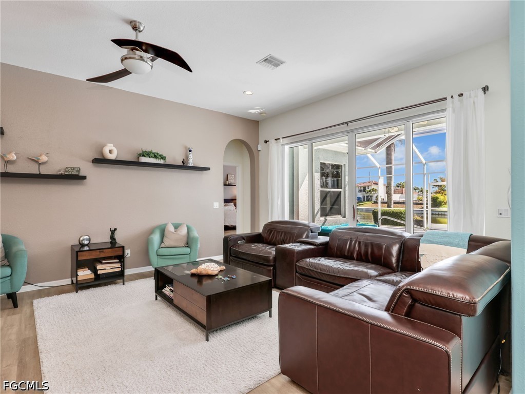 3 Bed Pool Home for Sale in Cape Coral, photo 8