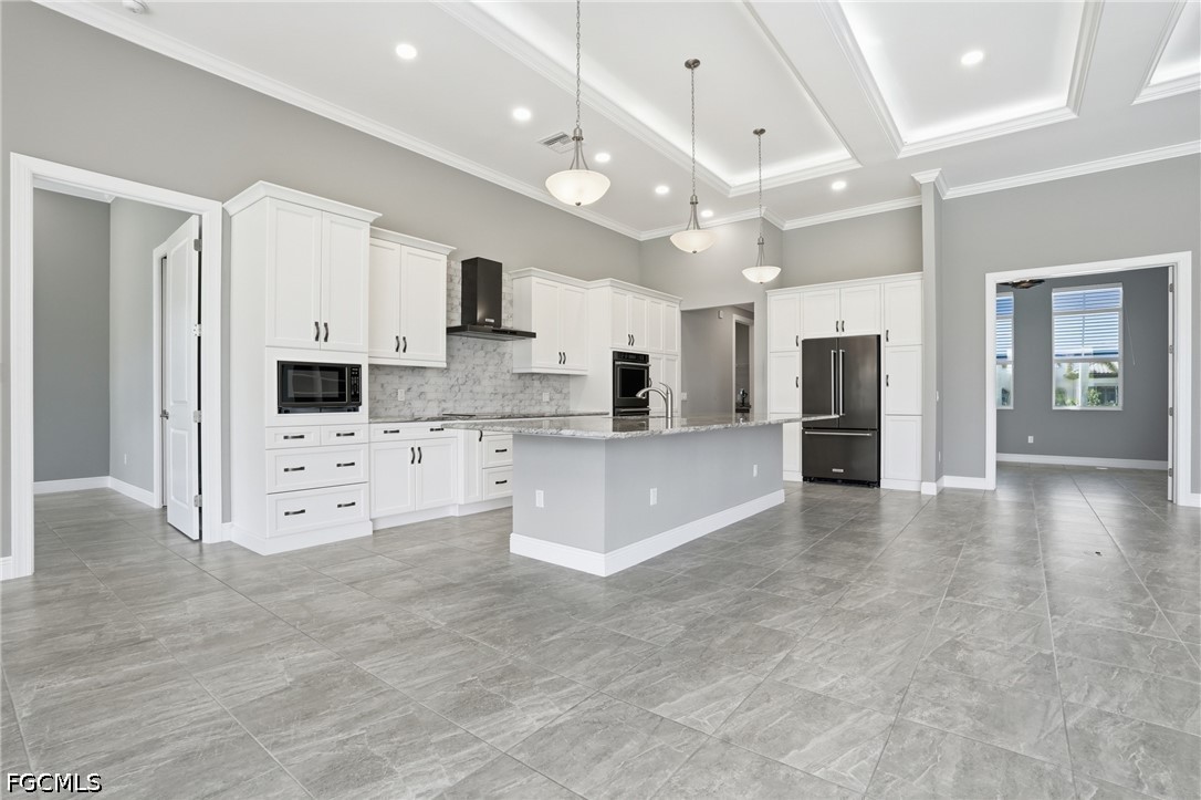 5 Bed Pool Home for Sale in Belle Meade, photo 8