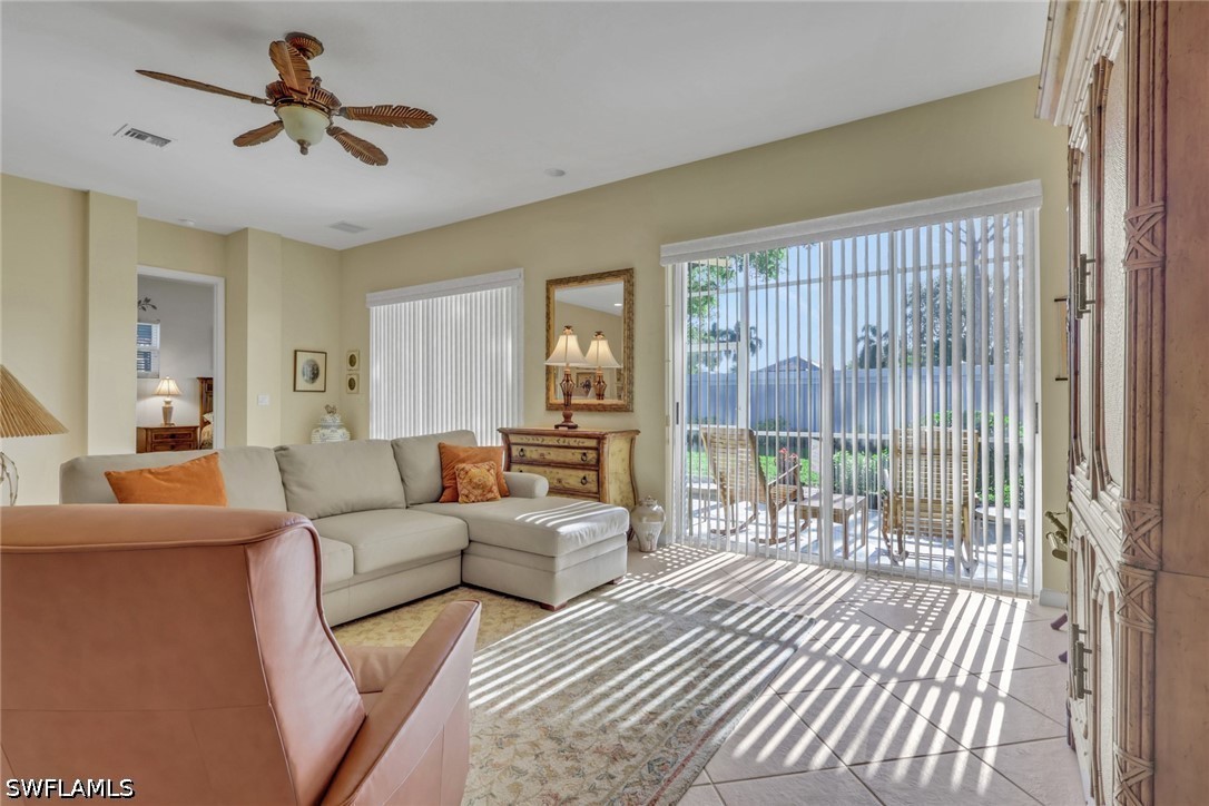 2 Bed SingleFamilyResidence for Sale in Estero, photo 8