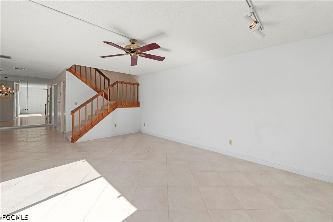 2 Bed Townhouse for Sale in Fort Myers, photo 8