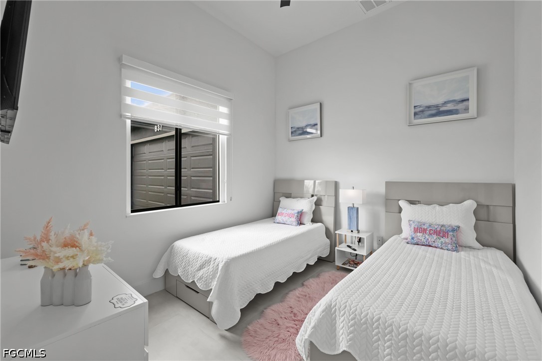 4 Bed Pool Home for Sale in Cape Coral, photo 8