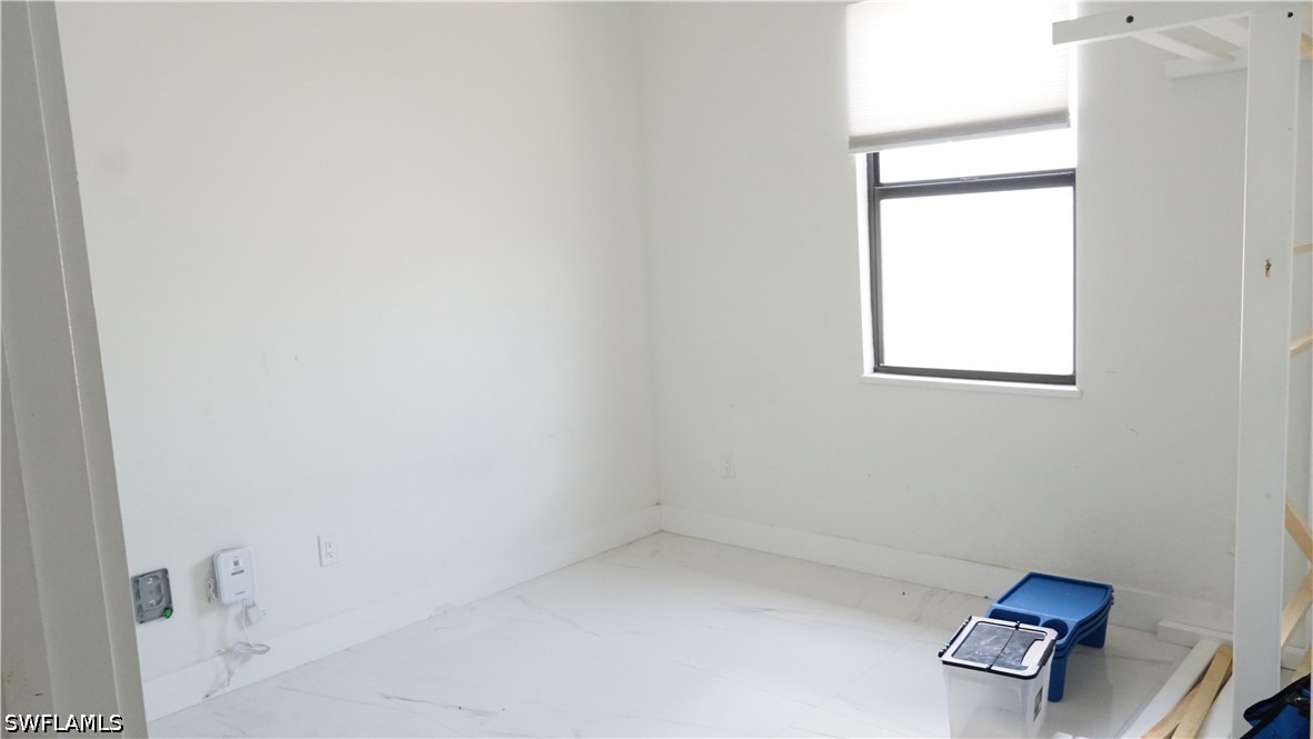 4 Bed SingleFamilyResidence for Sale in Cape Coral, photo 8