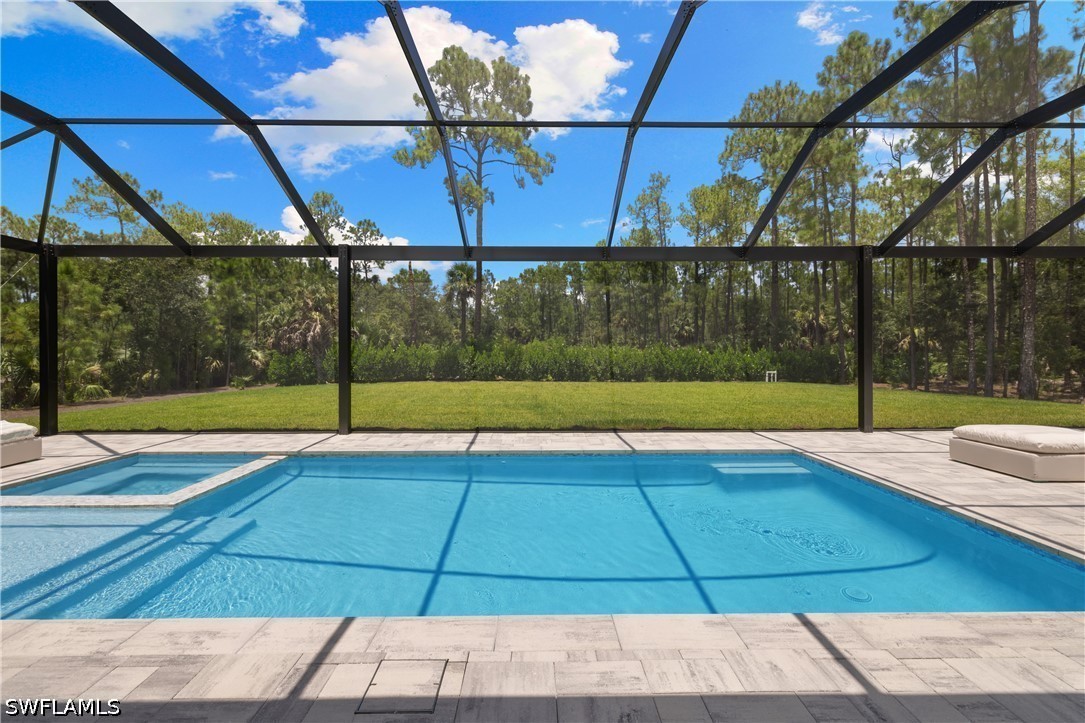 4 Bed Pool Home for Sale in Naples, photo 8