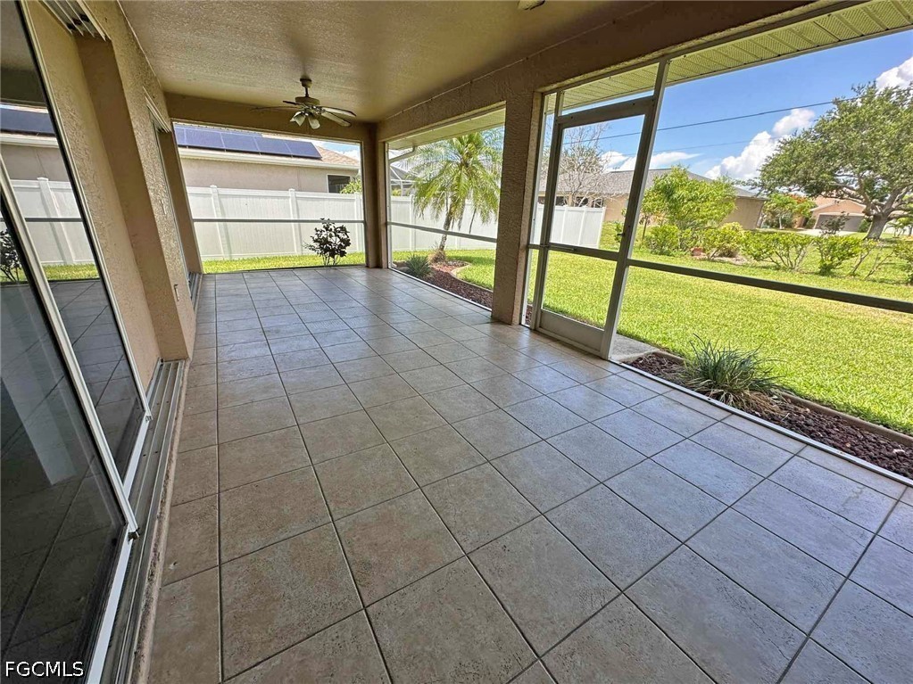 3 Bed SingleFamilyResidence for Sale in Cape Coral, photo 8