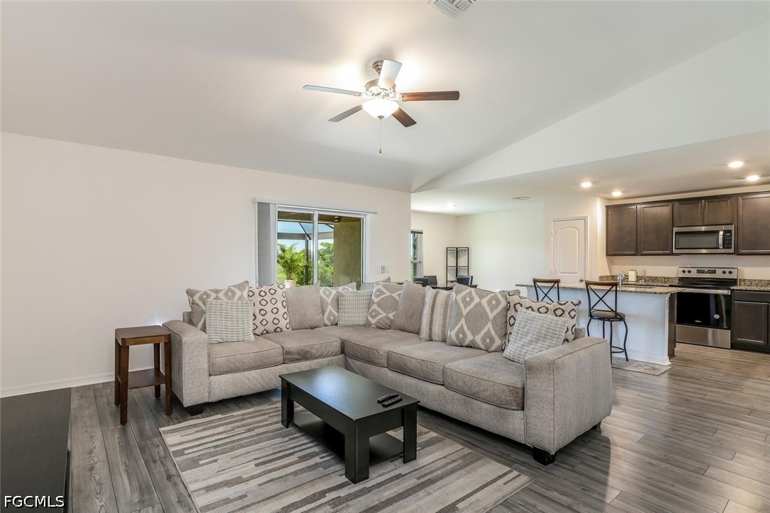 3 Bed Pool Home for Sale in Cape Coral, photo 8