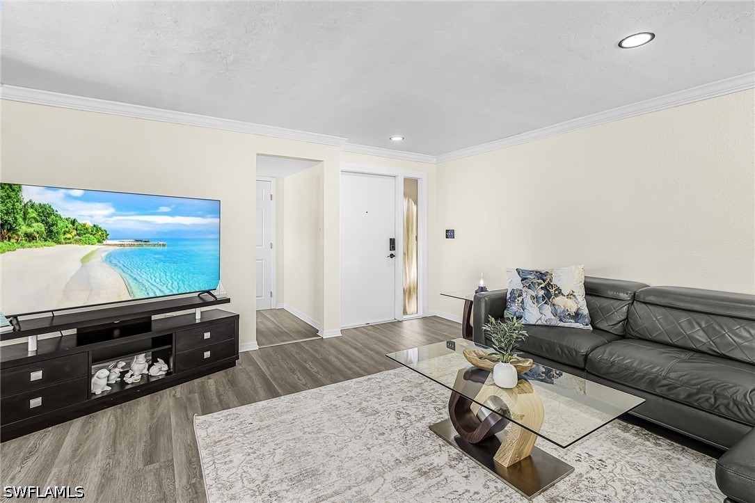 3 Bed Pool Home for Sale in Cape Coral, photo 8