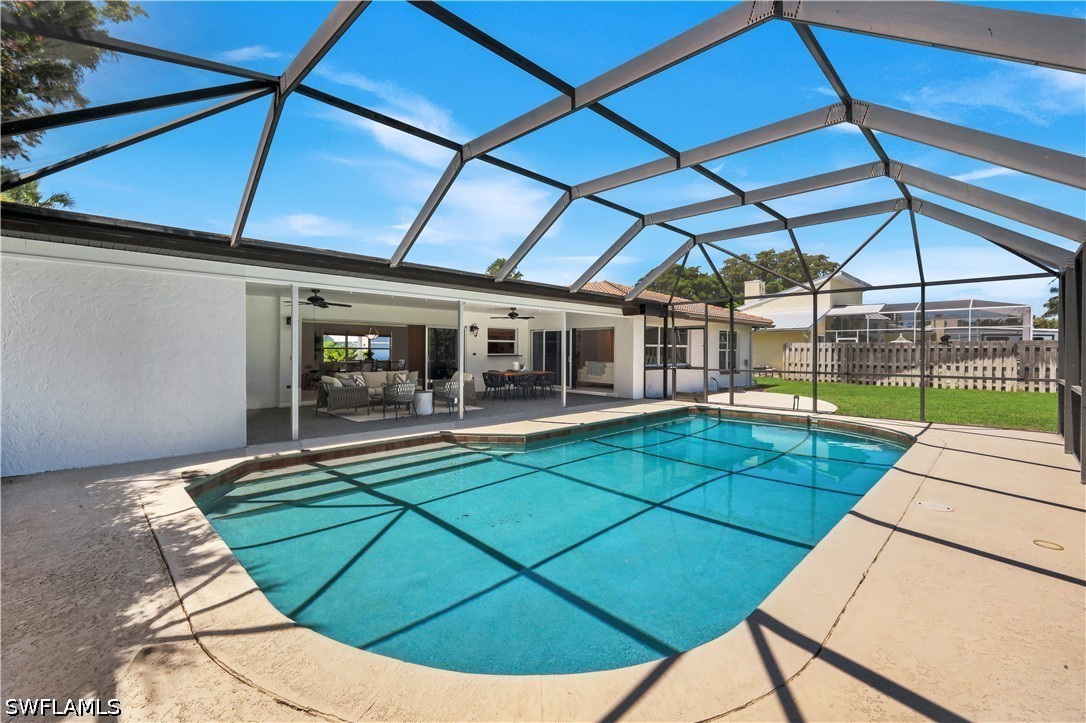 3 Bed Pool Home for Sale in Palm River Estates, photo 8