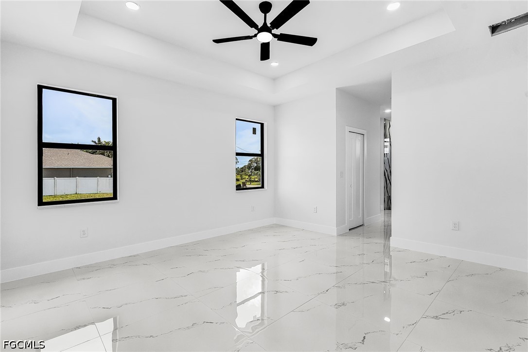 3 Bed SingleFamilyResidence for Sale in Cape Coral, photo 8