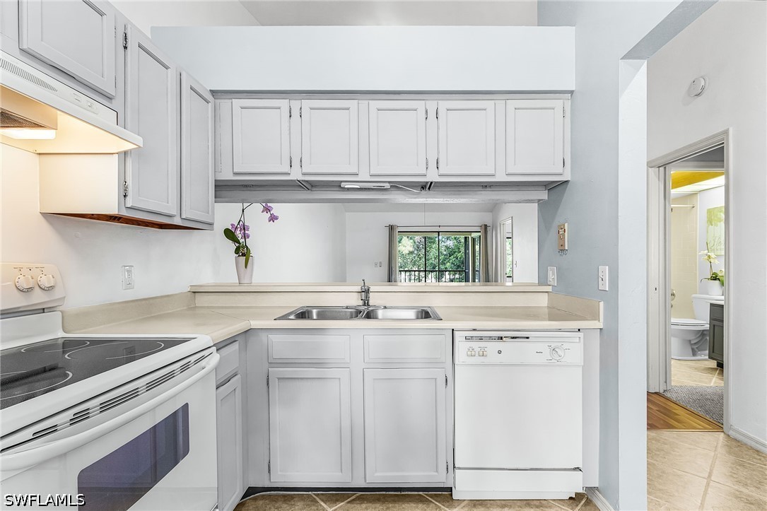2 Bed Condominium for Sale in Augusta Woods, photo 8