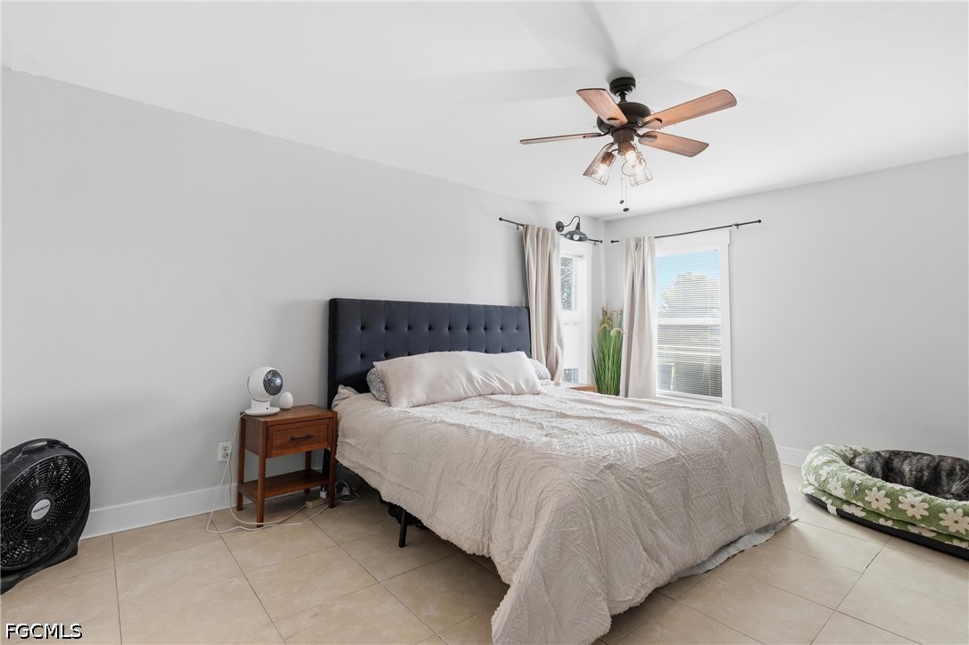 3 Bed Pool Home for Sale in Cape Coral, photo 8