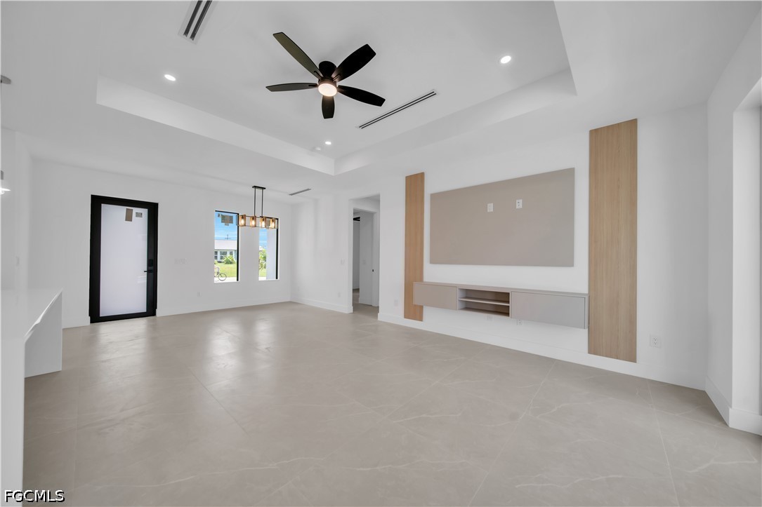 3 Bed Pool Home for Sale in Cape Coral, photo 8