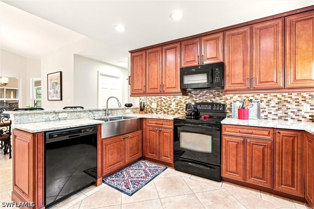 3 Bed Pool Home for Sale in Naples, photo 8