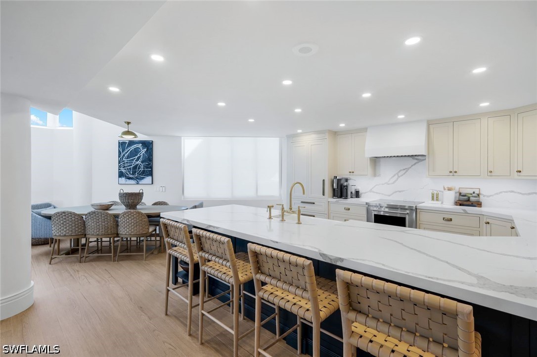 3 Bed Waterfront Home for Sale in Savoy, photo 8