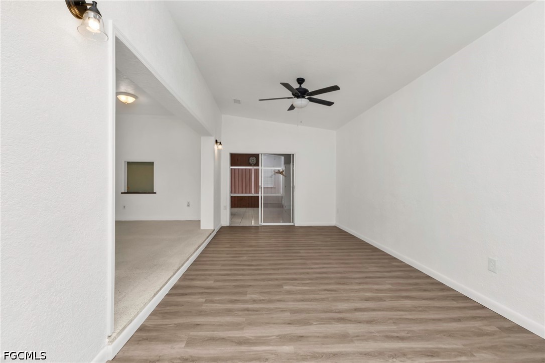 3 Bed SingleFamilyResidence for Sale in Port Charlotte, photo 8