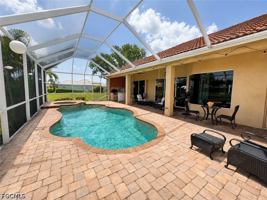 3 Bed Pool Home for Sale in Cape Royal, photo 8