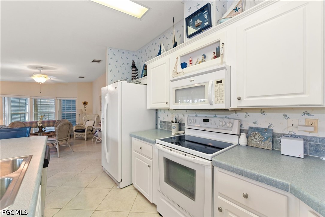 3 Bed ManufacturedHome for Sale in Fort Myers, photo 8