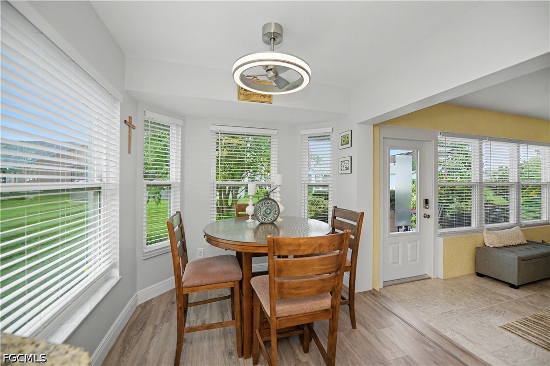 2 Bed SingleFamilyResidence for Sale in North Fort Myers, photo 8
