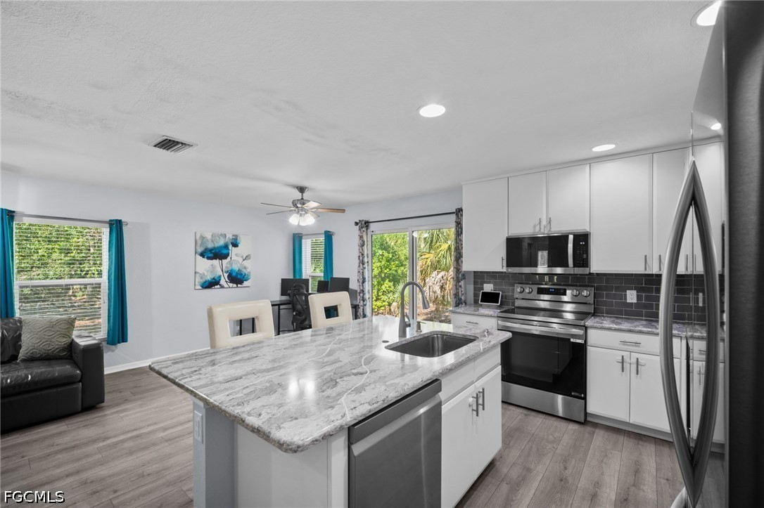 3 Bed Townhouse for Sale in Bayshore Commons, photo 8
