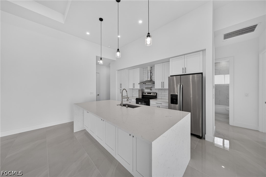 4 Bed Pool Home for Sale in Cape Coral, photo 8