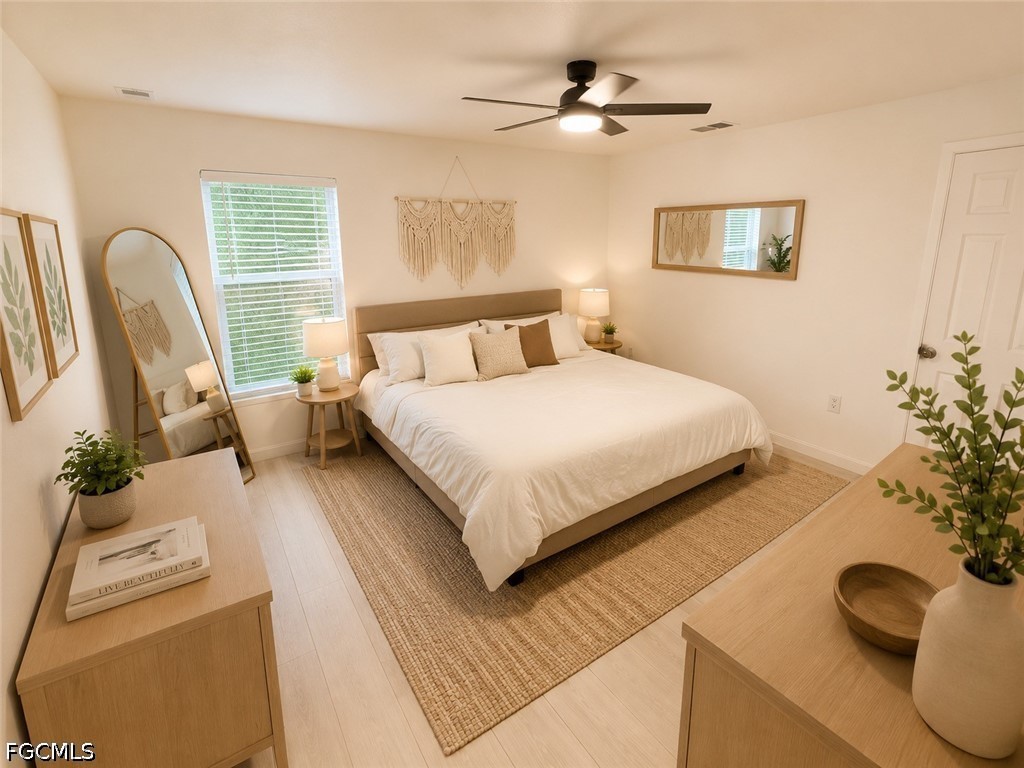 3 Bed SingleFamilyResidence for Sale in Cape Coral, photo 8
