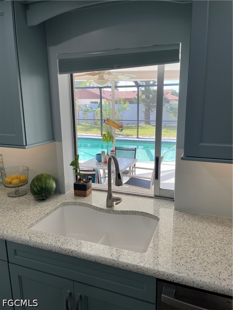 3 Bed Pool Home for Sale in Cape Coral, photo 8