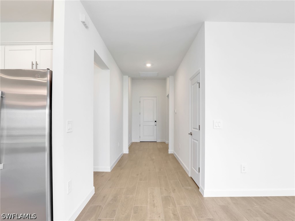 4 Bed SingleFamilyResidence for Sale in Estero, photo 8