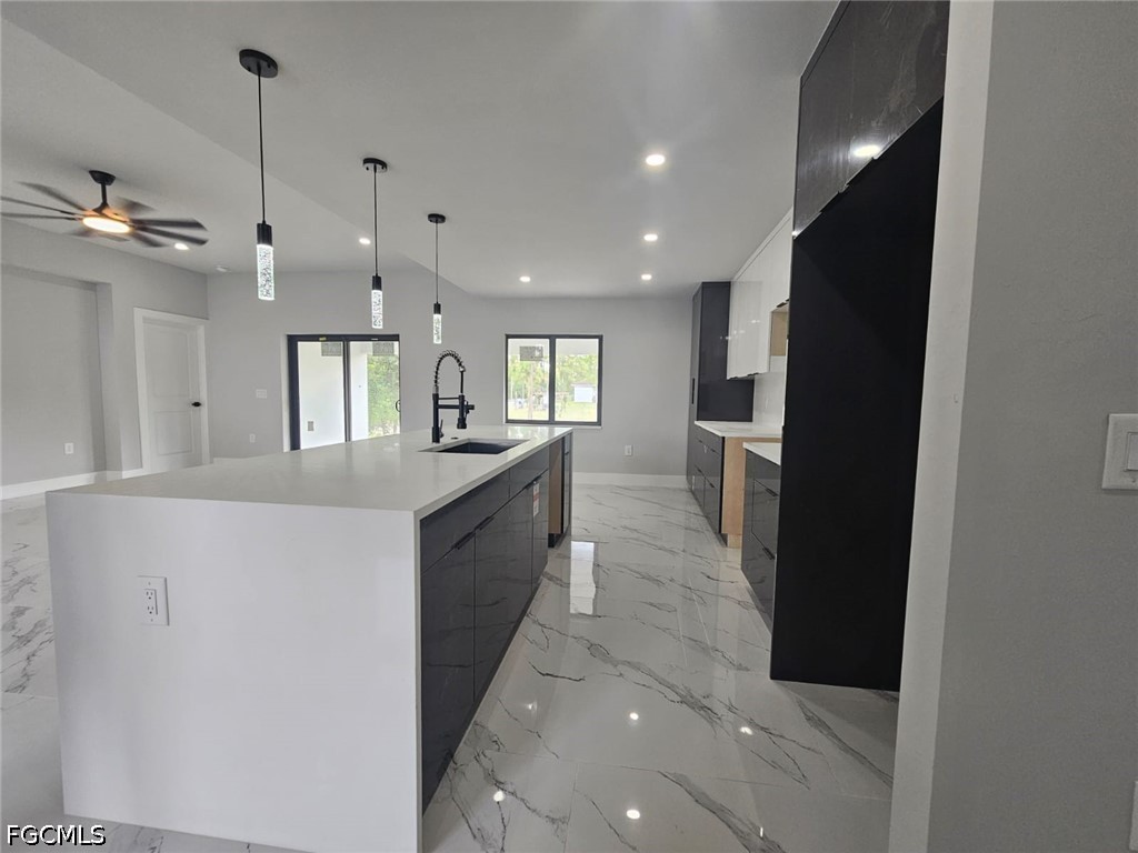 3 Bed SingleFamilyResidence for Sale in Lehigh Acres, photo 8