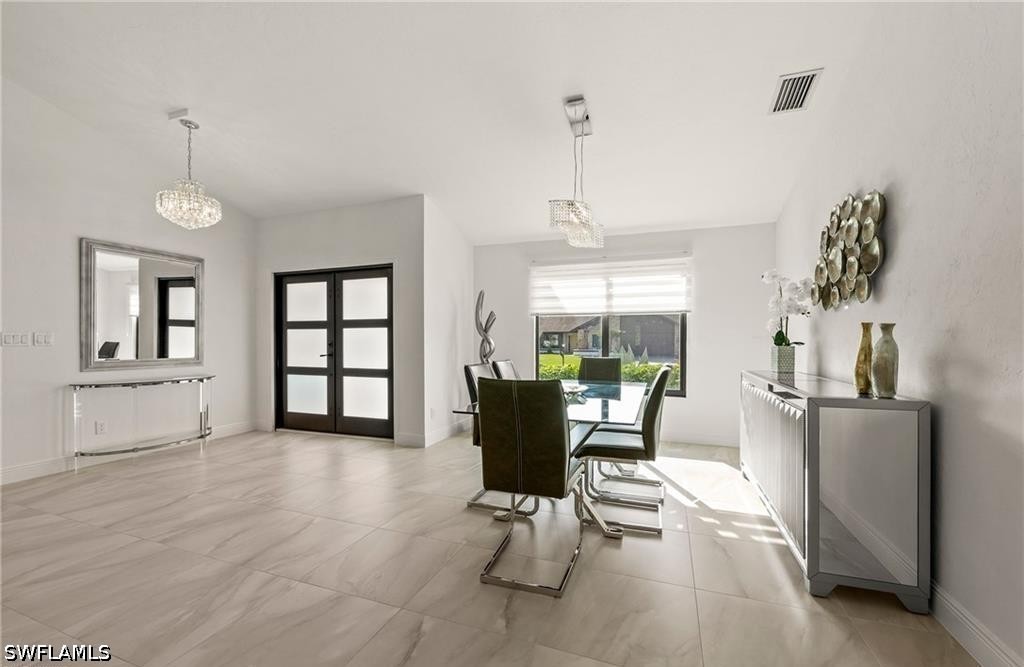 3 Bed Pool Home for Sale in Kings Lake, photo 8