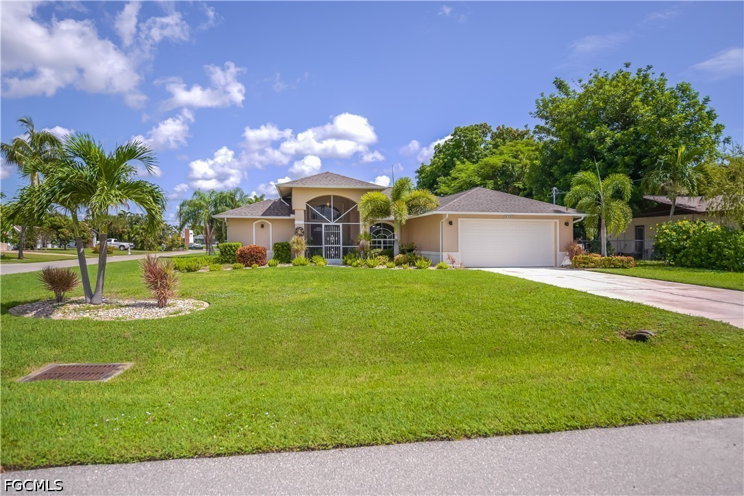 3 Bed SingleFamilyResidence for Sale in Cape Coral, photo 8