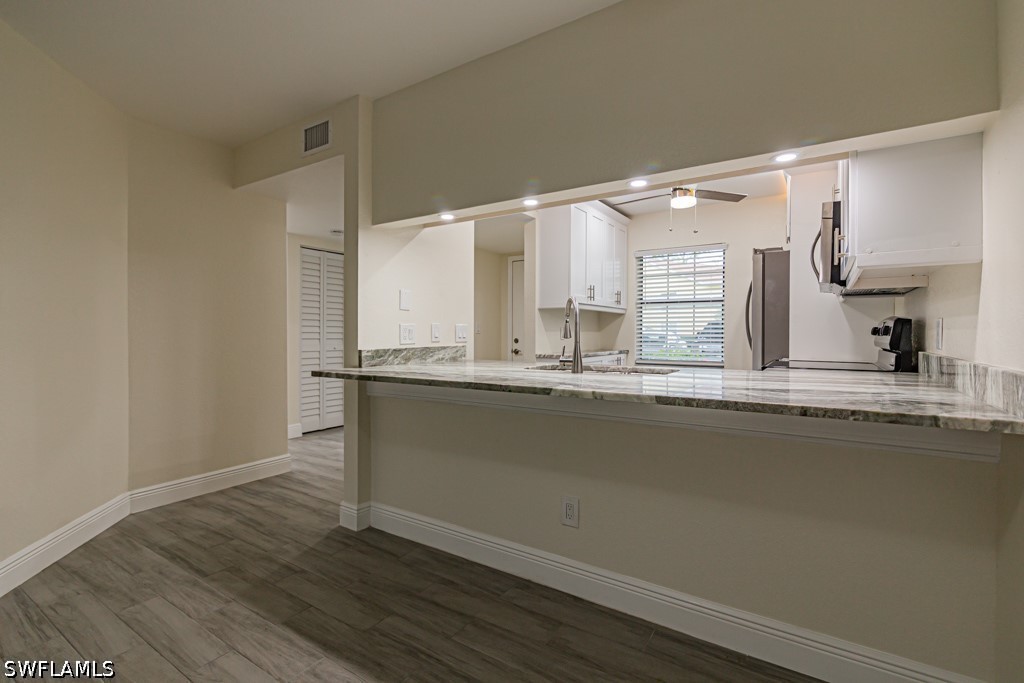 2 Bed Condominium for Sale in Naples, photo 8
