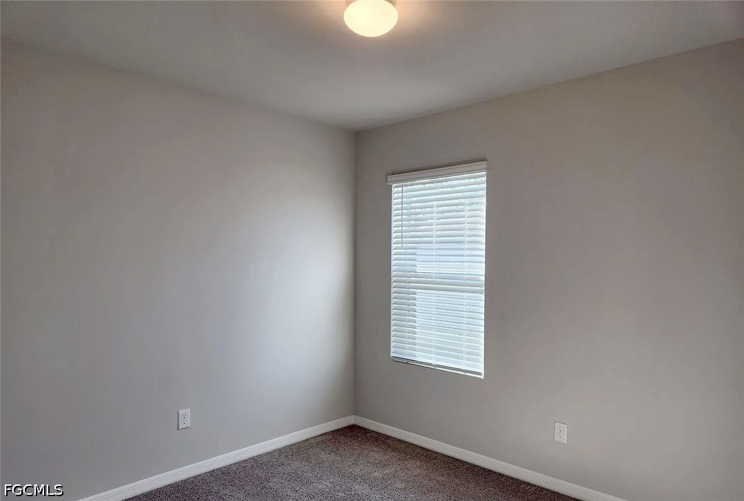 4 Bed SingleFamilyResidence for Sale in Alva, photo 8