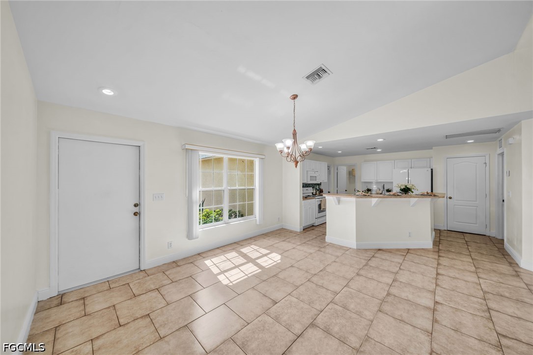 3 Bed SingleFamilyResidence for Sale in Cape Coral, photo 8