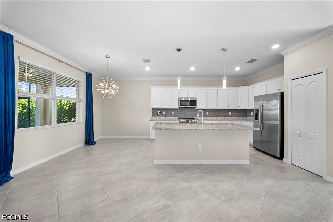 4 Bed Pool Home for Sale in Hampton Lakes, photo 8