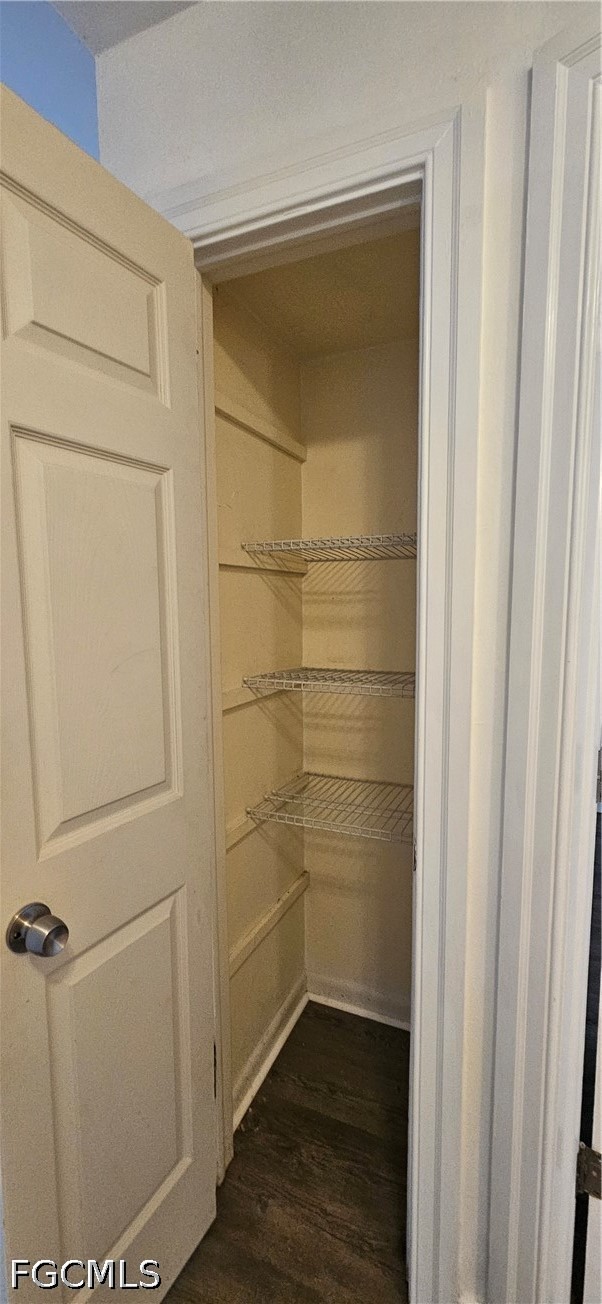 2 Bed Condominium for Sale in Cape Coral, photo 8