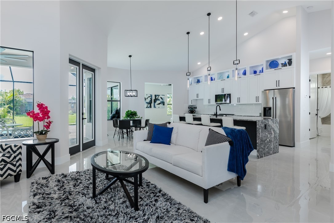 4 Bed Pool Home for Sale in Cape Coral, photo 8