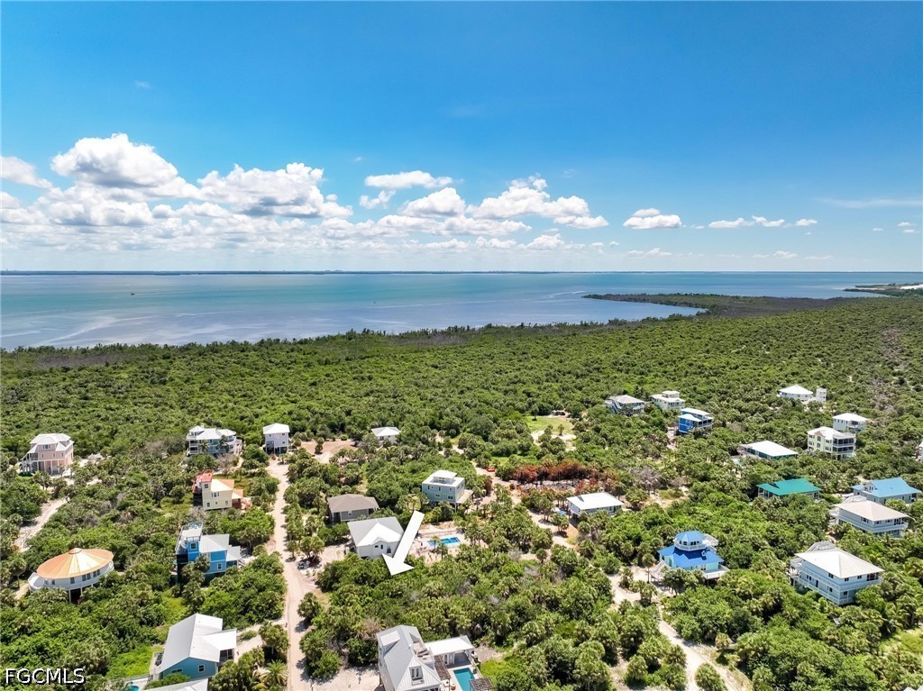 Residential for Sale in Upper Captiva, photo 8