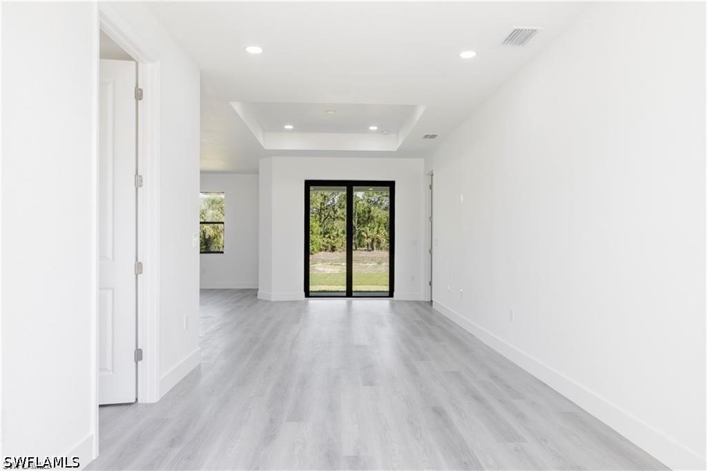 3 Bed SingleFamilyResidence for Sale in Lehigh Acres, photo 8