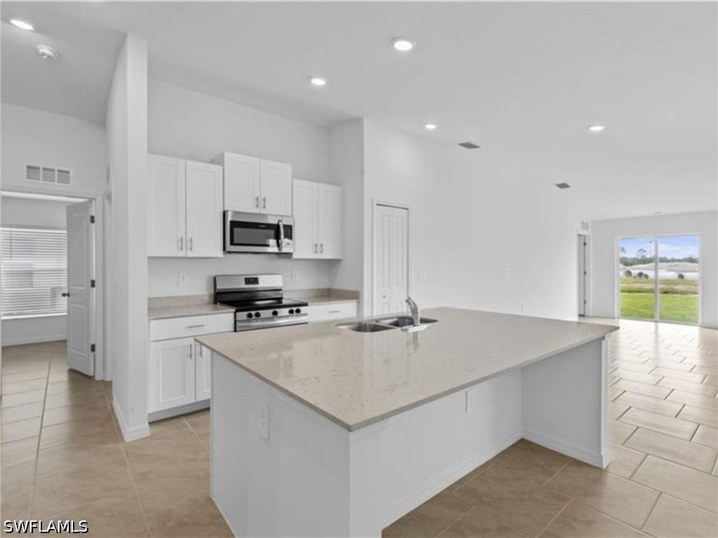 3 Bed SingleFamilyResidence for Sale in Crane Landing, photo 8