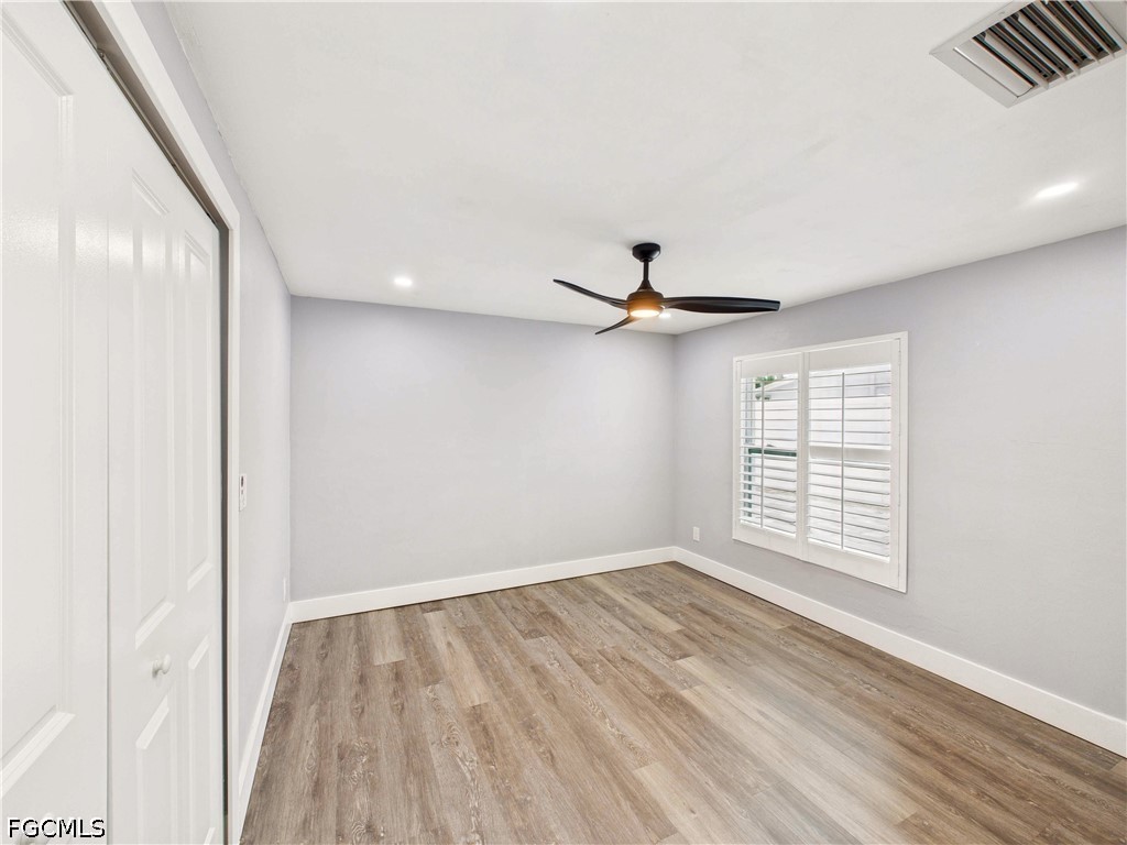 2 Bed Waterfront Home for Sale in River Park, photo 8