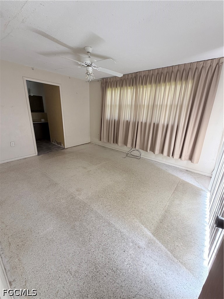 4 Bed SingleFamilyResidence for Sale in Fort Myers, photo 8