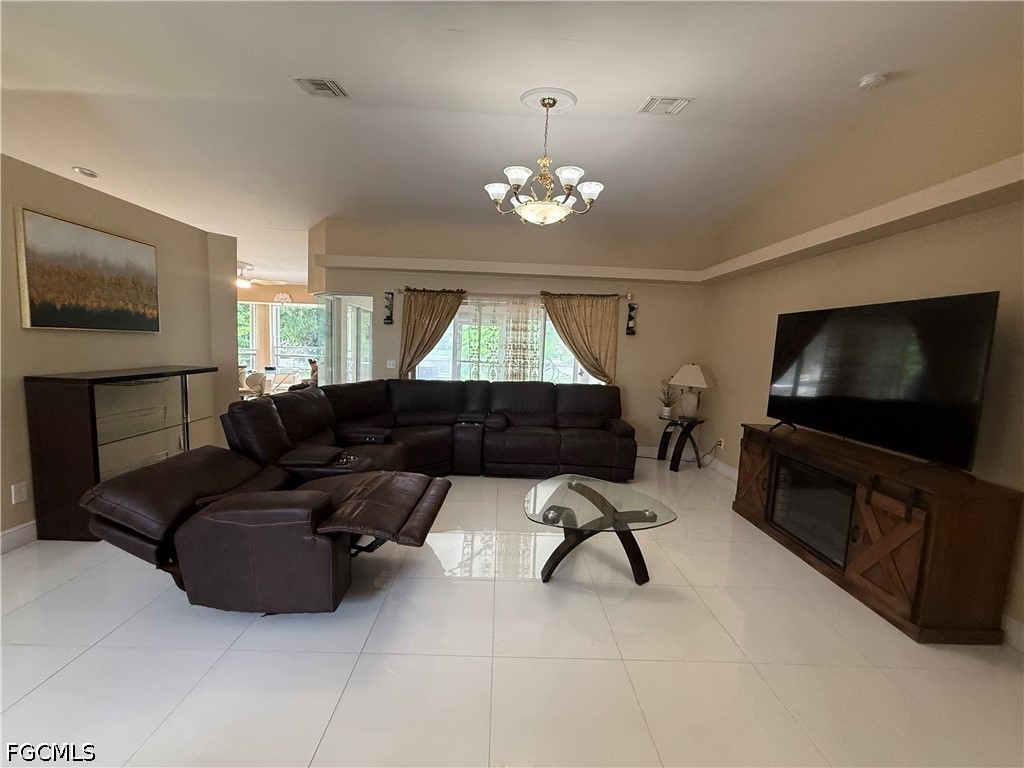 2 Bed Waterfront Home for Sale in Cape Coral, photo 8