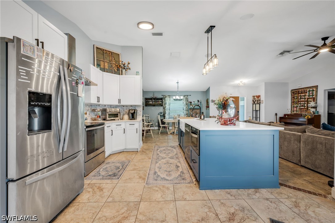 3 Bed Pool Home for Sale in Naples, photo 8