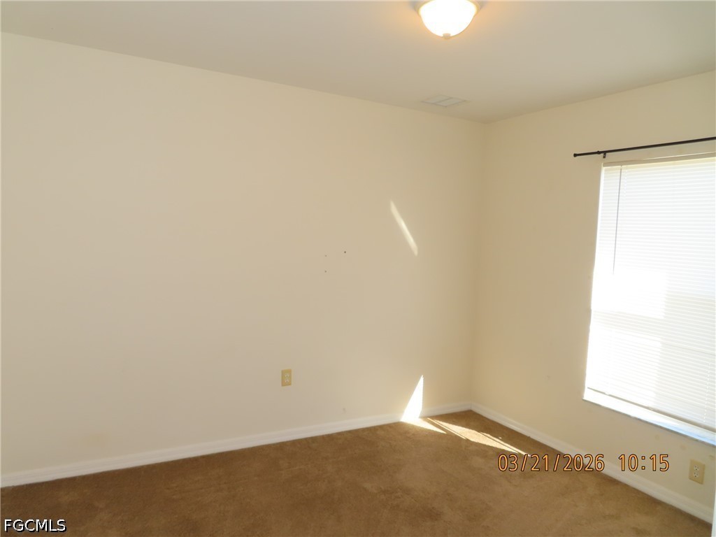 3 Bed SingleFamilyResidence for Sale in Laurel Oaks, photo 8