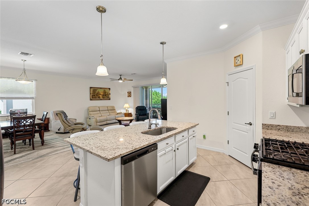 4 Bed SingleFamilyResidence for Sale in Trails Edge, photo 8