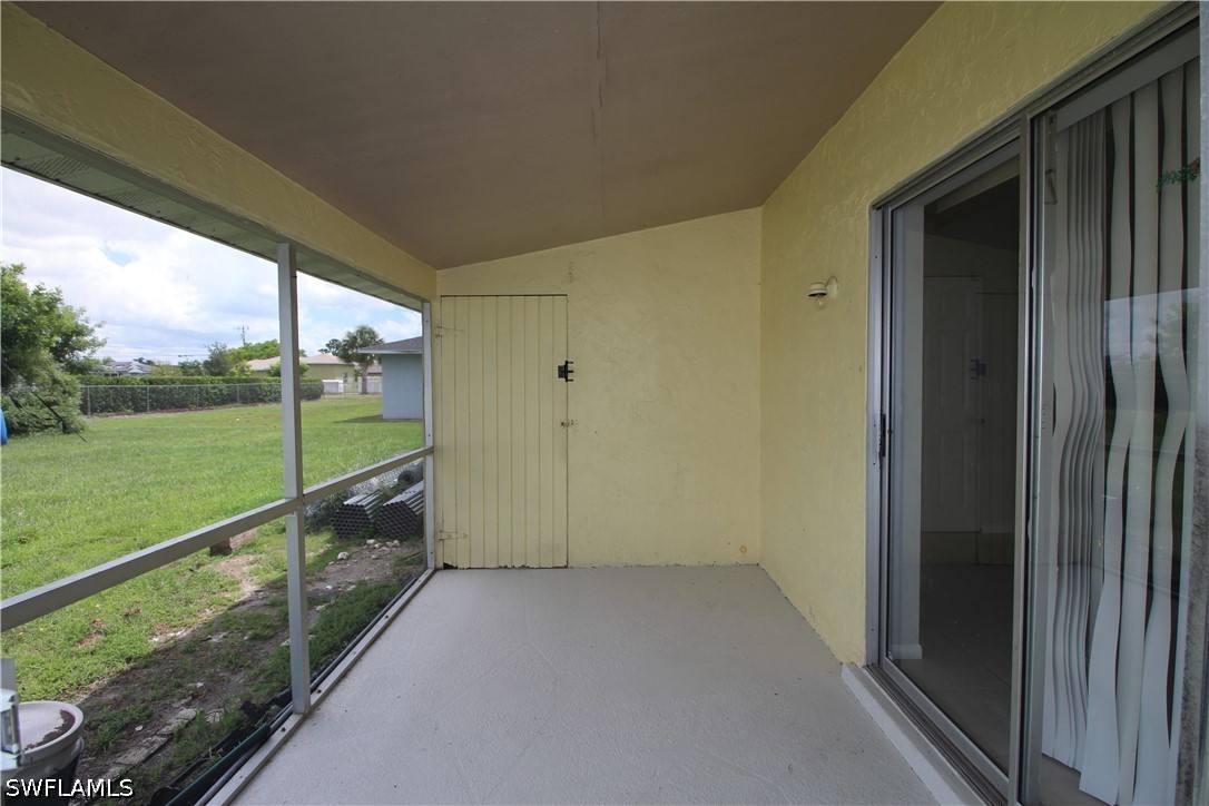 2 Bed Attached for Sale in Cape Coral, photo 8