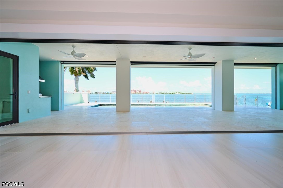 5 Bed Pool Home for Sale in Fort Myers Beach, photo 8