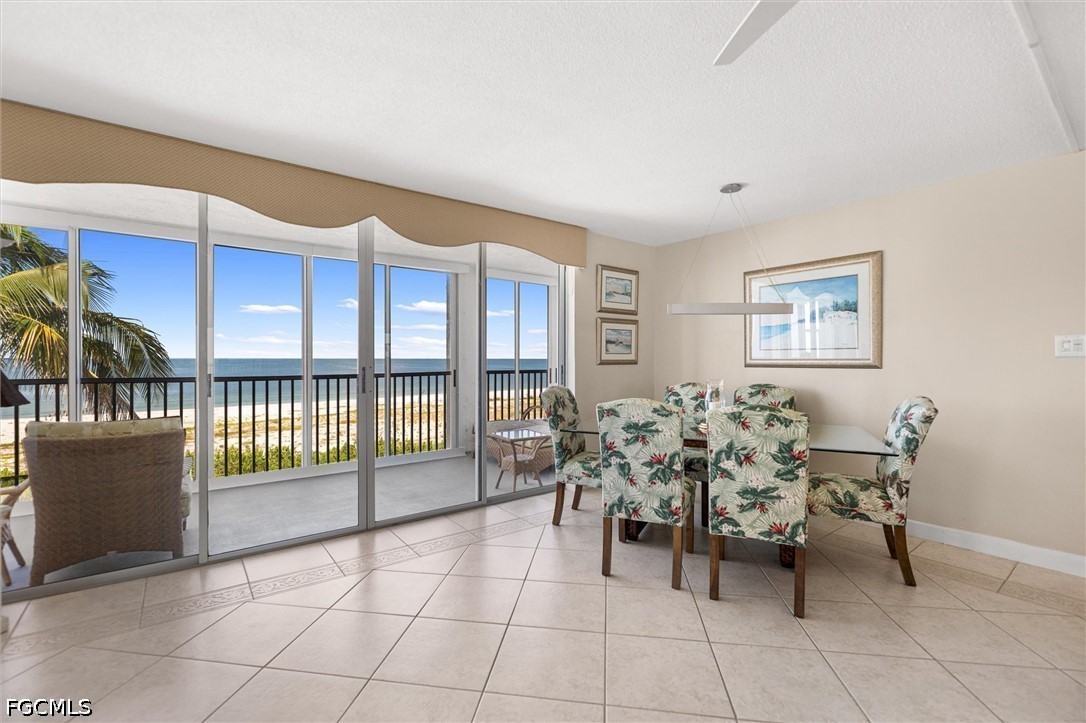 2 Bed Waterfront Home for Sale in Creciente Condo North, photo 8