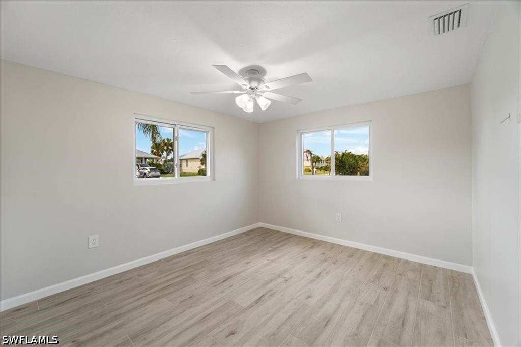 2 Bed Pool Home for Sale in Island Park, photo 8