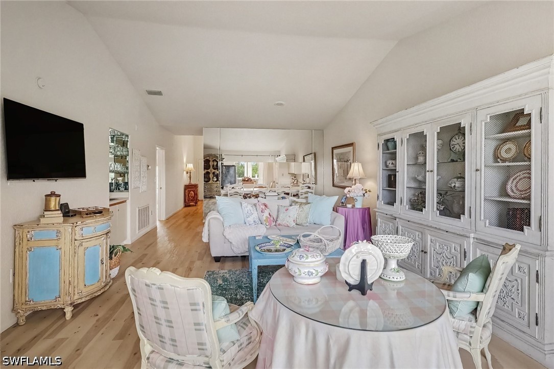 2 Bed Condominium for Sale in Chardonnay, photo 8